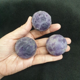 หินลูกกลม หินอเมทิสต์ แกะลายพระจันทร์ ลูกละ550 ขนาด 4 ซม.อเมทิสต์ (Amethyst)อเมทิส อะเมทิสต์หินแกะสลัก