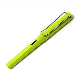 ของแท้ 💯 % Lamy Safari Fountain Pen Lime Green 2011 Limited Edition