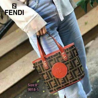 กระเป๋า Fendi พรีเมี่ยม พร้อมส่งทั้ง 6 สี