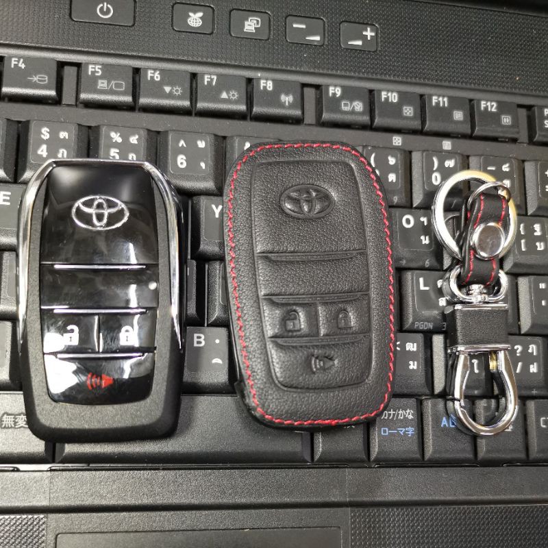 ซองหนังกุญแจ​พับ​TOYOTA​ทรงสมาร์ท​คีย์​อย่างดี