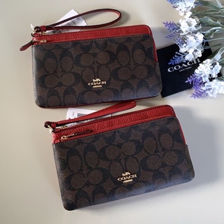 Coach C5576 คล้องมือน้ำตาลเข้ม ลายc