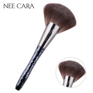 NEE CARA นีคาร่า แปรงแต่งหน้า แปรงปัดแป้ง N900 TAPERED FAN BRUSH