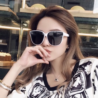 G0004 แว่นตากันแดด เลนส์ดำ กรอบพลาสติกแข็ง