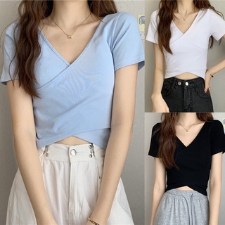 พร้อมส่ง เสื้อครอป คอวี แขนสั้น สีพื้น ลําลอง สําหรับผู้หญิง