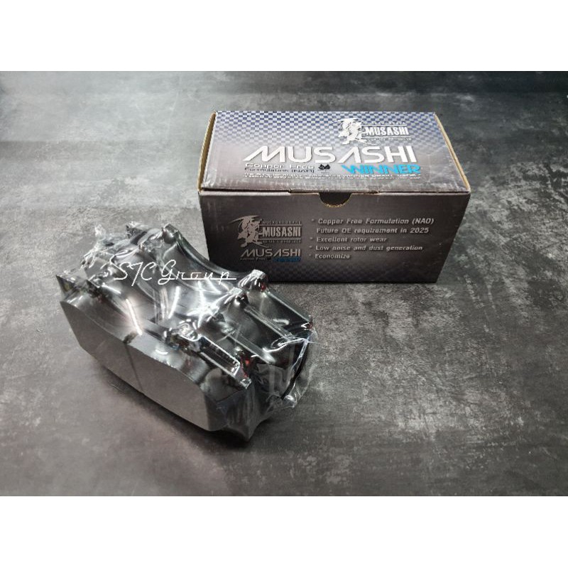 ผ้าเบรคหน้า Toyota Vigo / Revo / Fortuner / Innova / Commuter KDH222 / MTX / Tiger / D4D ( MUSASHI แ