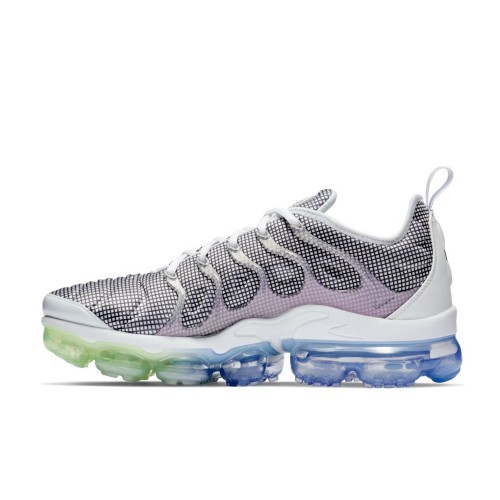 nike flyknit vapormax plus