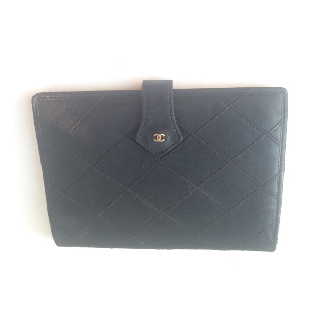 Chanel vintage bifold wallet