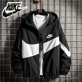 Nike Big Swoosh เสื้อแจ็กเก็ต กันลม ทรงหลวม แฟชั่นสําหรับผู้ชาย และผู้หญิง