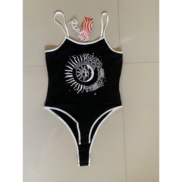 จั๊มสูทป้าย Shein Romwe