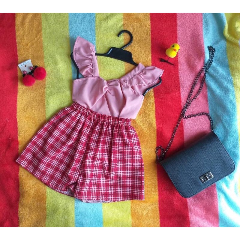 ชุดเสื้อแขนกุดสีชมพู+กางเกงลายสก๊อต