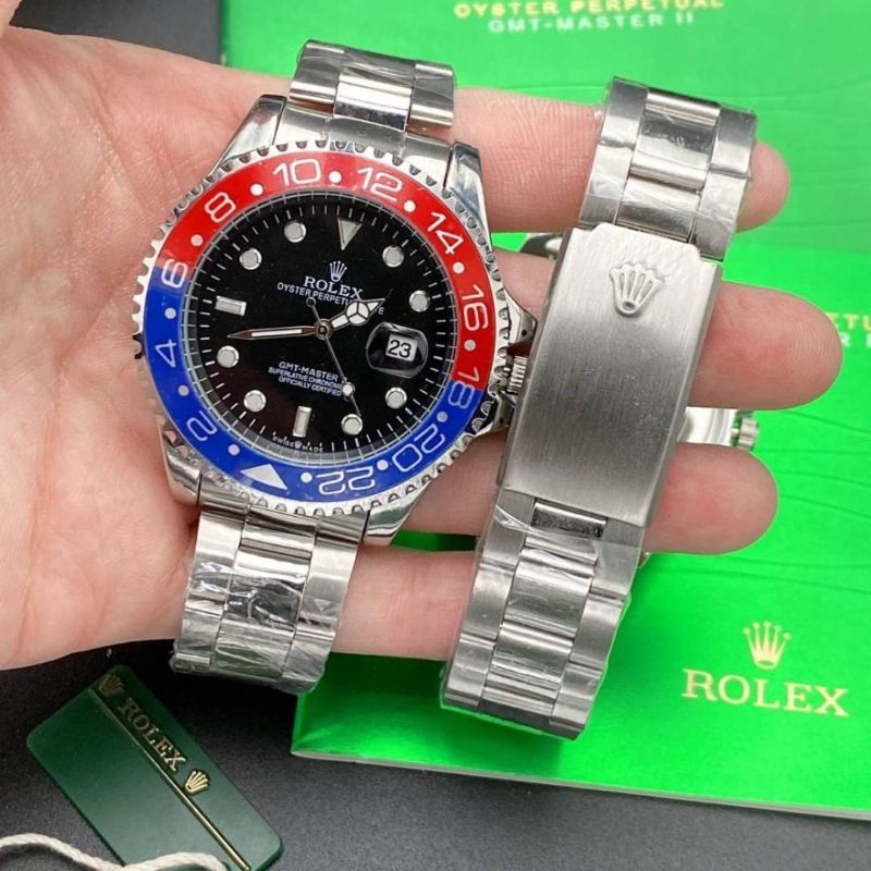 rolex มีช่องบอกวันที่ค่ะ สายคลิ๊กล็อค