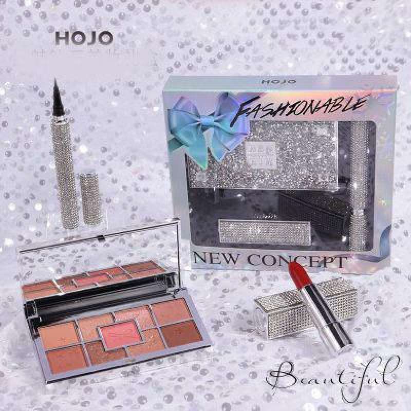 เชตสุดน่ารัก hojo แบรนด์ของแท้ มีทังอายแชโด อายไลเนอร์ ลิปสติก โทนสีสวย คุ้มสุดๆสำลับสาวๆต้องมีจ้า