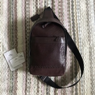 กระเป๋า COACH - CHARLES PACK WITH BASEBALL STITCH (COACH F11236) สี OXBLOOD