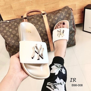 B98-008 รองเท้าแตะพื้นนุ่มๆ พื้นนิ่ม สวยฟาดมากแม่