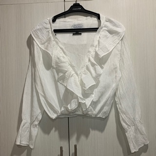 เสื้อแฟชั่น สีขาว ไม่เหลือง สวย โชว์สะดือ เสื้อเที่ยว