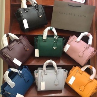 CHARLES &amp; KEITH💥พร้อมโอนมีส่วนลด💥