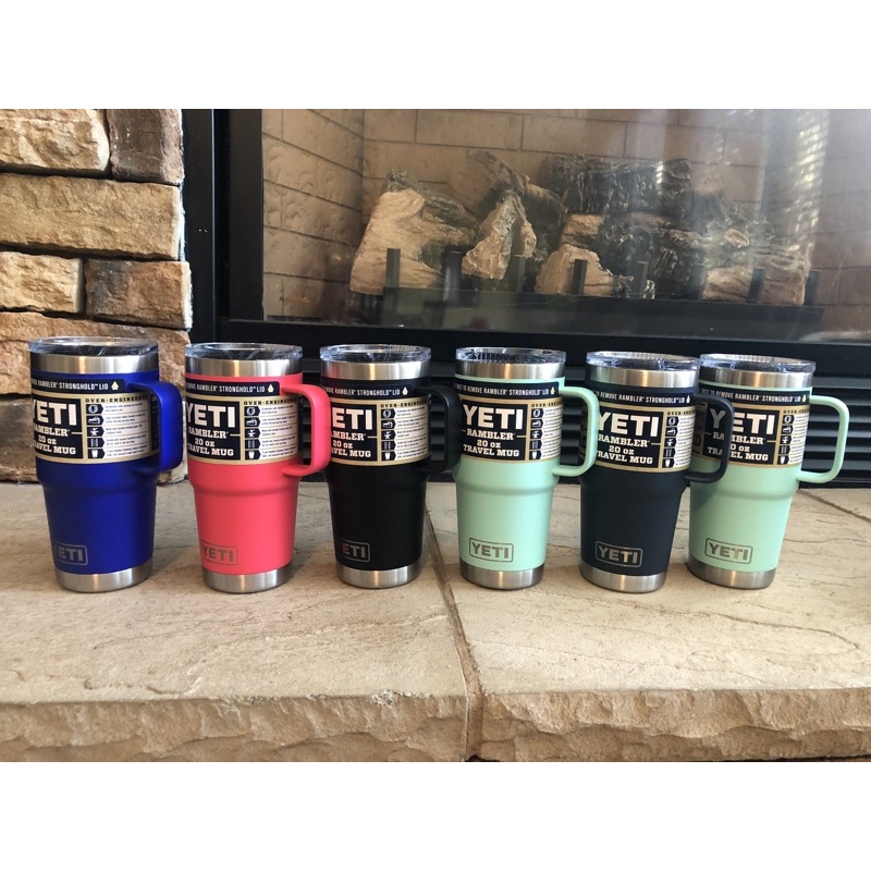 YETI RAMBLER 20 OZ TRAVEL MUG WITH STRONGHOLD LID ของแท้จาก 🇺🇸  สินค้าพร้อมส่ง