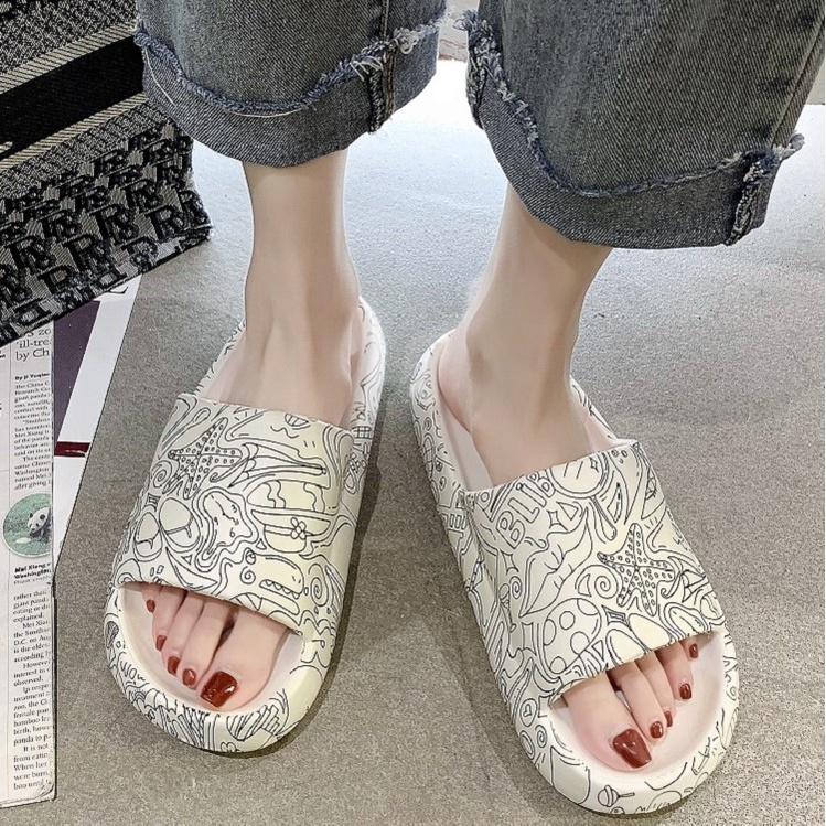 LGShoes มาแล้วจ้ารองเท้าแตะลายเส้นที่กำลังมาแรงอยู่ตอนนี้ งานดีสุดๆ พื้นนิ่มใส่สบาย ใครกำลังมองหารองเท้าใส่อยู่