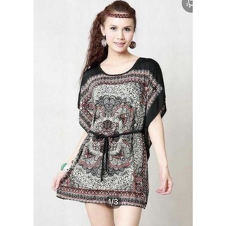 เสื้อยืด เสื้อยืดแขนสั้น เสื้อยืดโบฮีเมี่ยน เดรสสั่น มีเชือกผูกเอว