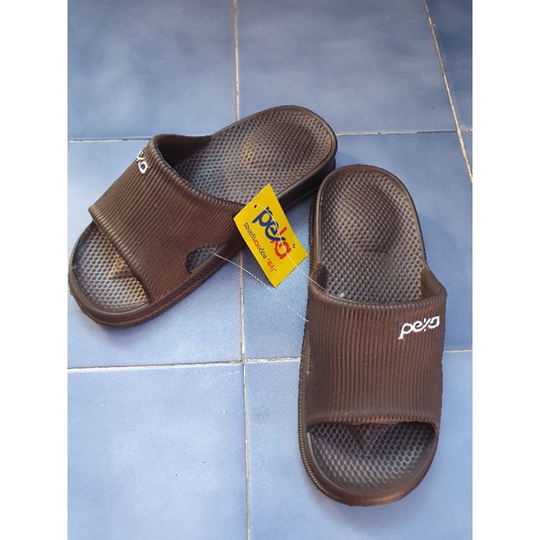 รองเท้าราคาถูกพร้อมส่งไซค์36-44ค่ะ