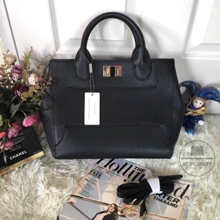 CHARLES &amp; KEITH TERN LOCK TOTE BAG 2016 (สีดำ) (Outlet)