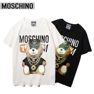 moschino เสื้อยืดแฟชั่นสําหรับ unisex ผ้าฝ้ายแขนสั้นทรงหลวมขนาดพลัส s - xxl เสื้อยืดผช เท่ๆ คอลูกเรือ