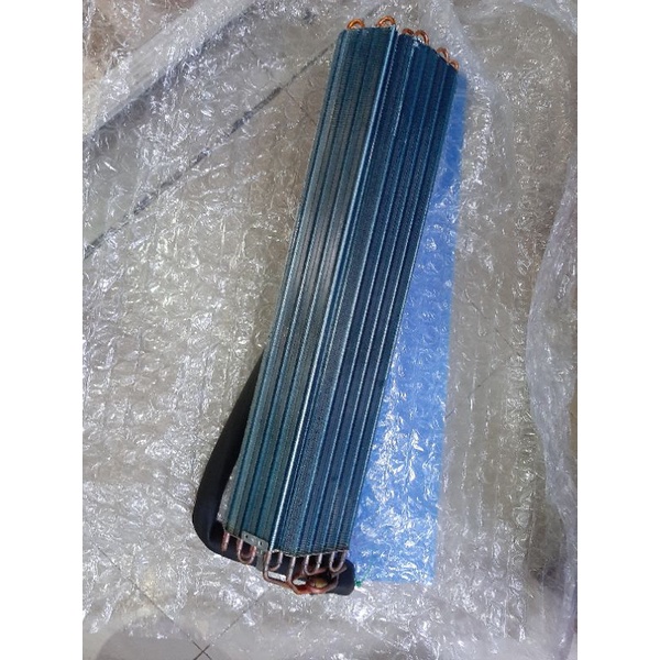 แผงรังผึ้งคอยล์เย็น eminent รุ่น WFG12 พร้อมส่ง (ทักสอบถามก่อนสั่งซื้อ)