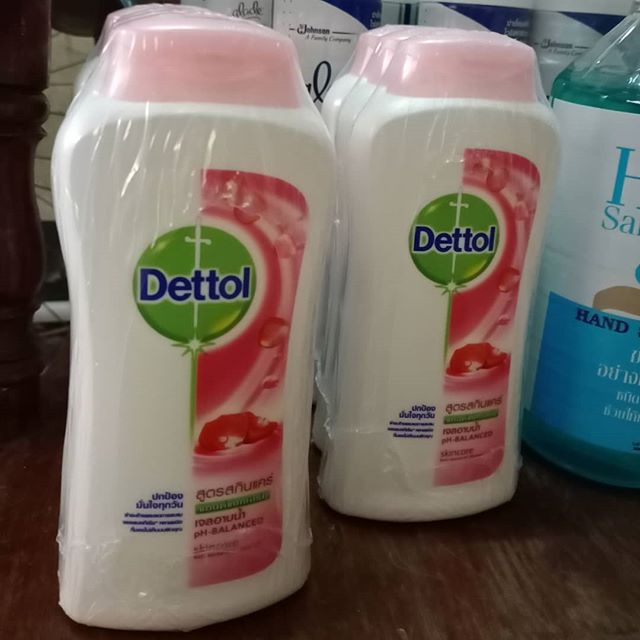 Dettol ครีมอาบน้ำ เดทตอล สีชมพู (ขวดละ 69)