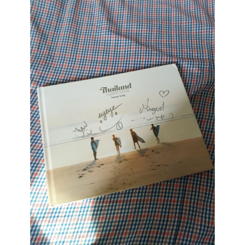 Photobook Thailand I miss U พร้อมลายเซ็นนักแสดง(เซ็นสด)