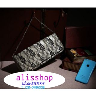 พร้อมส่ง Evening Clutch กระเป๋าออกงาน แต่งลูกไม้สีดำรอบกระเป๋า พร้อมสายโซ่