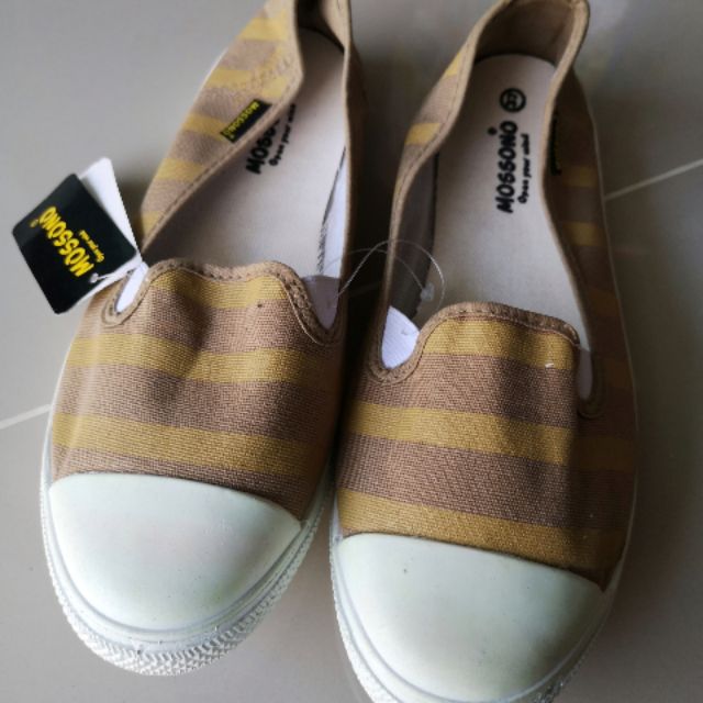 รองเท้าคัทชู​ รองเท้าแบบสวม​ Keto-Mossono​ size37 ของใหม่มือหนึ่ง