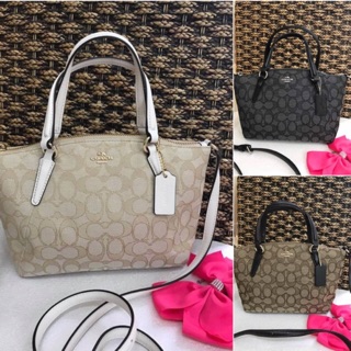 Coach F57830 พัดผ้าพิมพ์ลาย signature รุ่นนี้ size มินิ