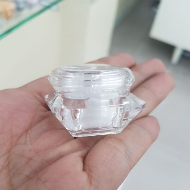 กระปุกเพชร5กรัม ฝาใส มีแผ่นปิดครีม