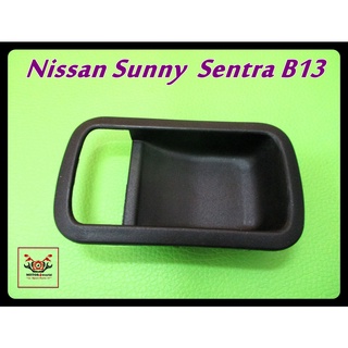 NISSAN SUNNY SENTRA B13 DOOR HANDLE SOCKET LH or RH  "BLACK" SET // เบ้ารองมือเปิดใน ใช้ได้ทั้งซ้าย และขวา สีดำ (1 ข้าง)