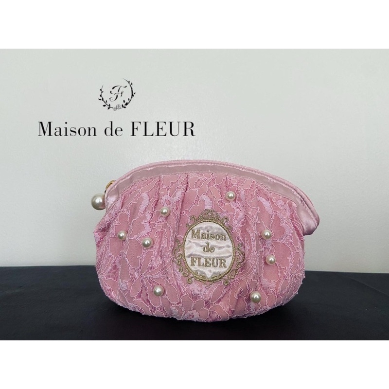 กระเป๋าใส่เครื่องสำอาง Maison de fleur มือสอง