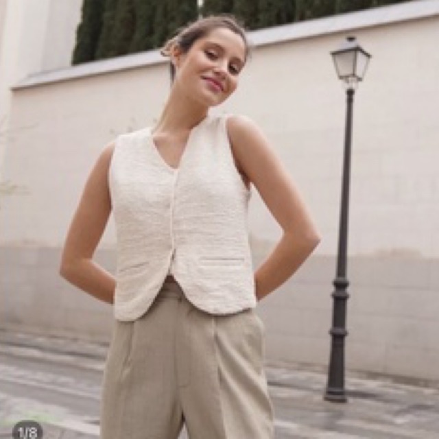 POCKETWOOD - Irene vest สี Softcream ไซส์ M/L