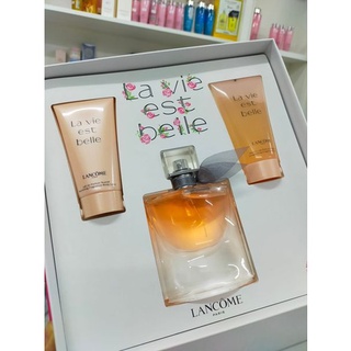 Set 3 ชิ้น 50ml 50ml 50ml น้ำหอม Lancome lavie est belle น้ำหอมลังโคม กลิ่นความสุข ผสมผสาน กลิ่นของ ดอกไอริส ดอก จัสมิน