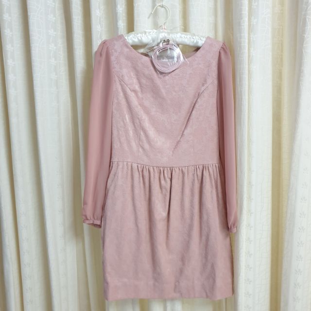 YY010-EP ชุดเดรสสั้น แขนยาว สีชมพูกะปิ พร้อมเข็มขัดและกระดุมเสริมจ้า