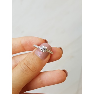 💍✨WR-10 แหวนเพชร CZ 0.5 ct.(5 mm) แหวนผู้หญิง แหวนออกงาน แหวนเงิน 925 แหวนแต่งงาน เทียบเพชรแท้ By Mora Jewelry Diamond