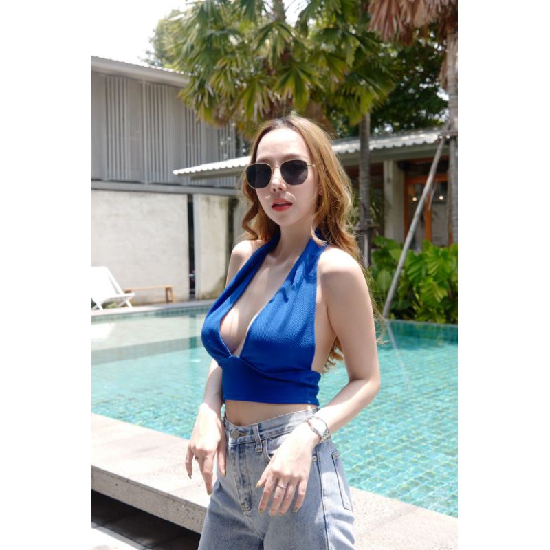 เสื้อคล้องคอโชว์หลังผ้าity