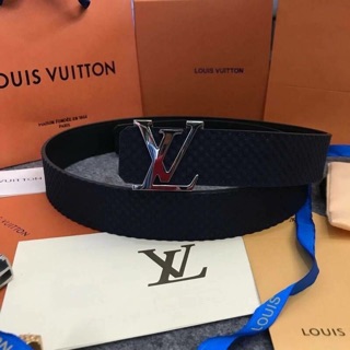 เข็มขัด louis vuitton อุปกรณ์ กล่อง การ์ด ❌