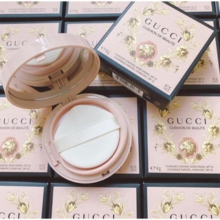 รองพื้น คุชชั่น กันแดด Gucci Beauty Cushion de Beaute Foundation Flawless Coverage Moisturizing SPF20 #02 #01 exp2024 .