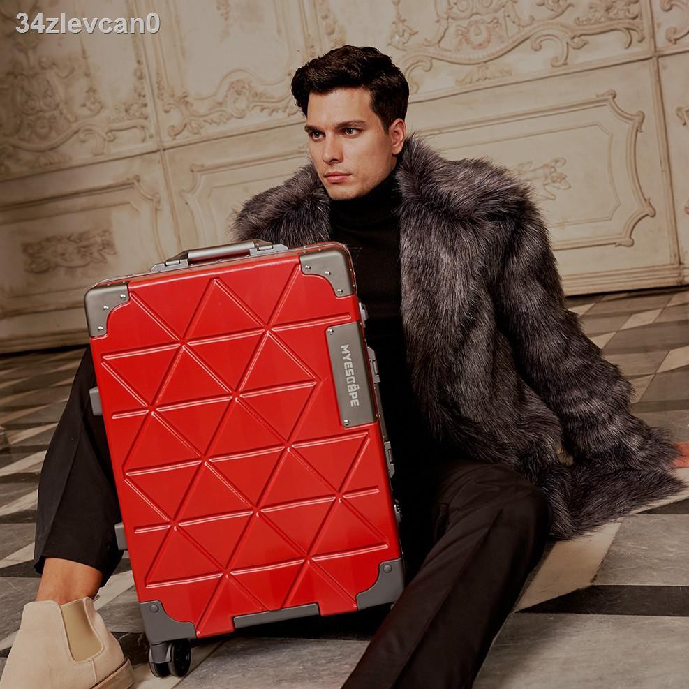 ☇◊❉กระเป๋าเดินทาง รุ่น Bermuda สี Red (USB Charger) - MY ESCAPE Bags & Luggage