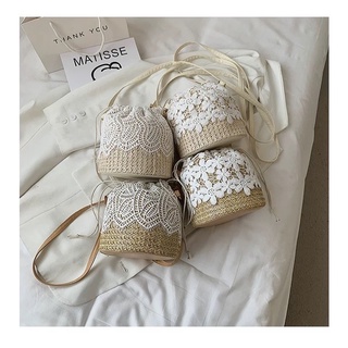 พร้อมส่ง ‼️กระเป๋าถือเเละสะพายข้าง แบบสาน มีผ้าลูกไม้ตกเเต่งน่ารัก ❤️