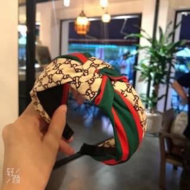 พร้อมส่ง ที่คาดผมGG เรียบหรูดูแพง เก็บผมได้หมดไม่รัดหัว น่ารักทั้ง2สี - รูปที่ 3