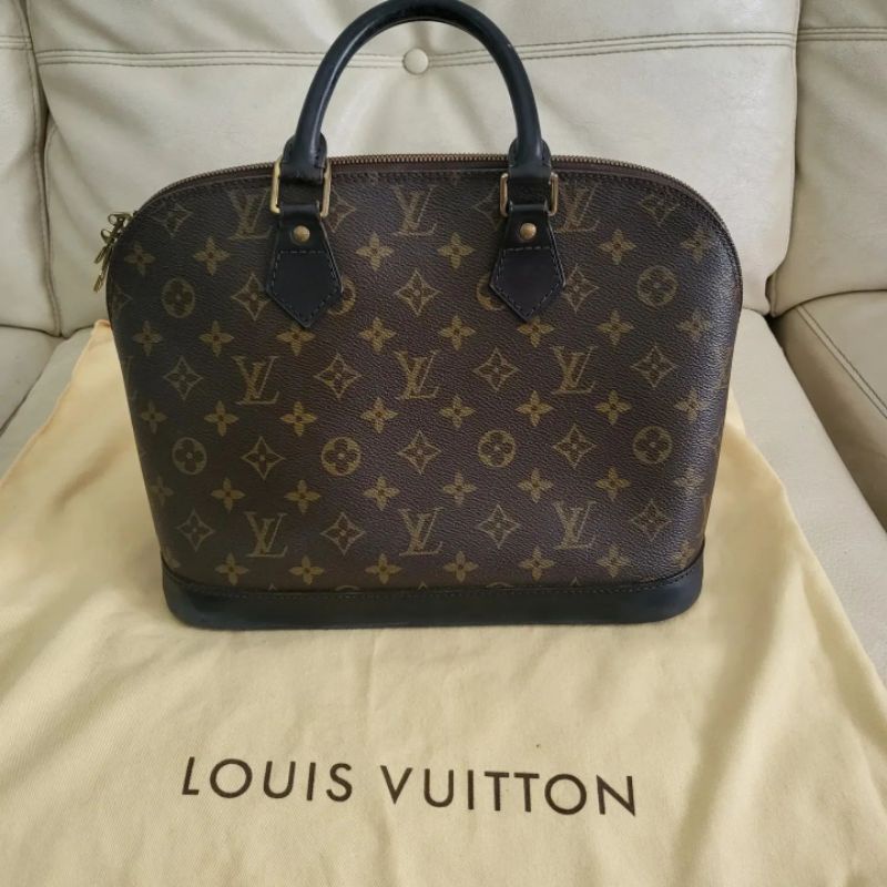 กระเป๋า LouisVuittonm Alma แท้💯 ลายยังชัด มือ 2 สภาพ 80%กระเป๋าหลุยส์มือสอง กระเป๋าหลุยแท้✖️งดต่อน้า✖️โปรดอ่านรายละเอียด