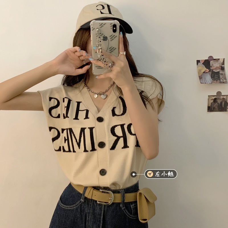 Grace_chili 94112 เสื้อกั๊กไหมพรมถัก กระดุมหน้า ทอลายตัวอักษร ยืดได้ ใส่สบาย ชิคสุด