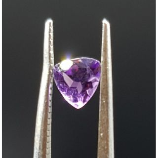 Amethyst Geniune Gemstone (Triangle Shape) Color AA Size: 5 mm. (Code A123)