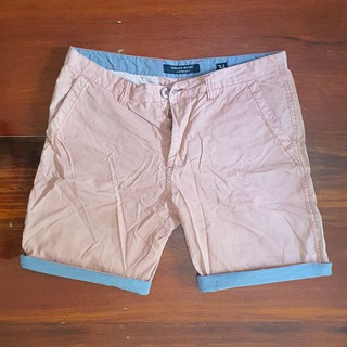 (Used) กางเกงขาสั้น สี ออกชมพูแดง มีดีเทลพับขาได้ ป้ายmonaco short