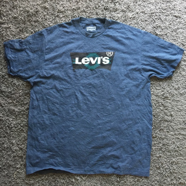 เสื้อยืด Levi’sแท้100%(รอบอก46)